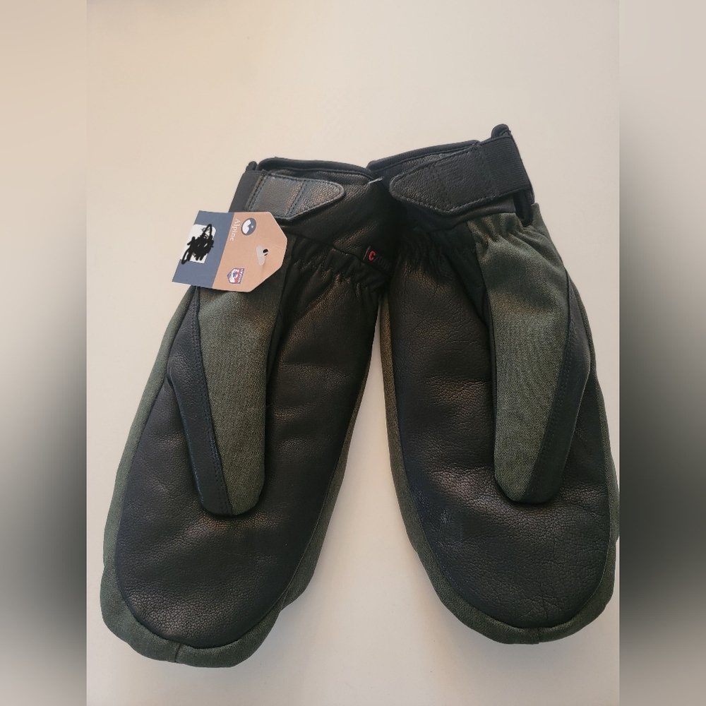 Hestra Gloves - Picture 2 of 3